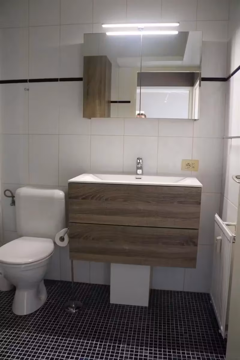 Cozy apartment near Sint-Agatha-Berchem centre - 8
