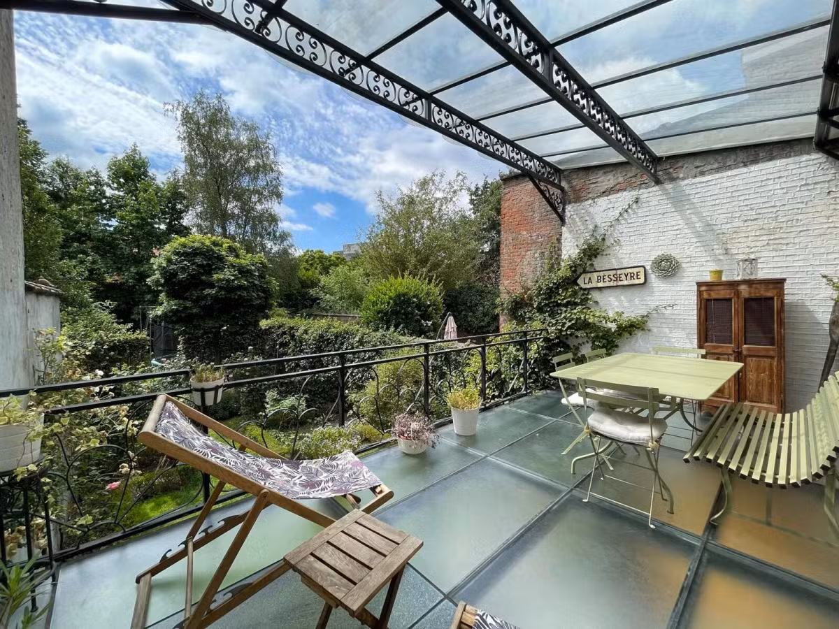 Maison bourgeoise avec 4 chambres à coucher et jardin... - 2
