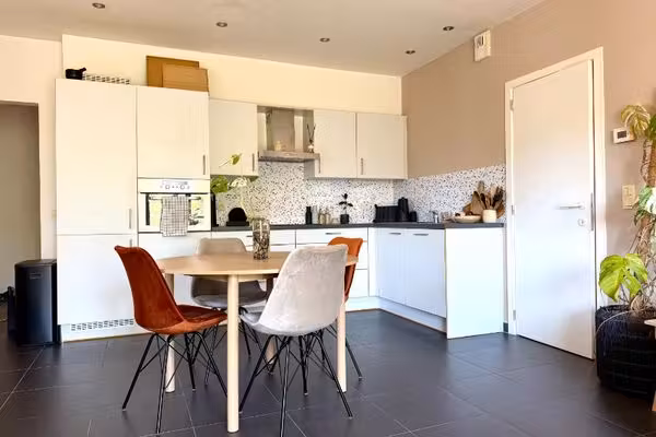 Instapklaar 1-slaapkamerappartement met terras en autostaanplaats - 9