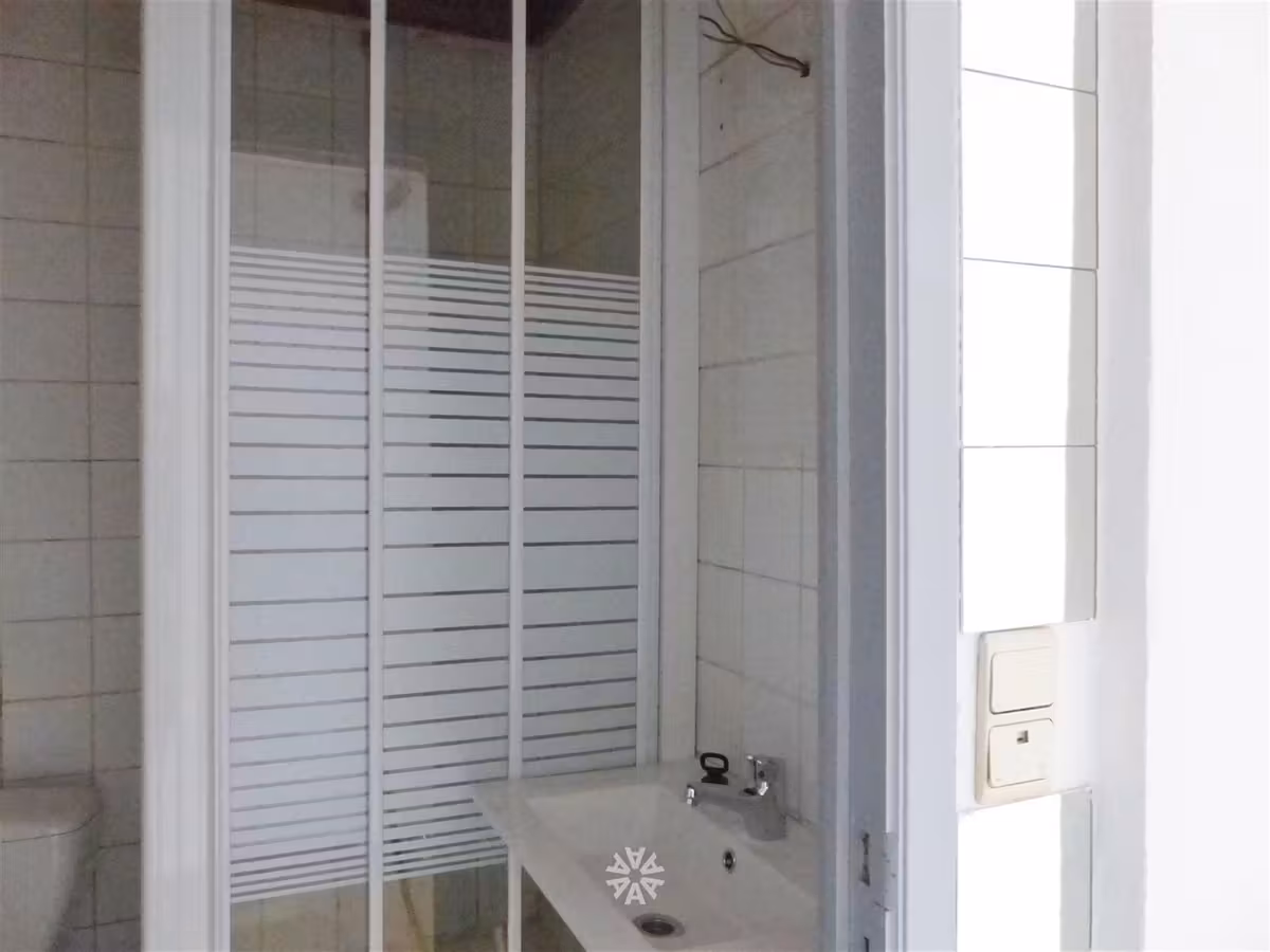 Studio (35m²) for rent within walking distance of Gent-Sint-Pieters station - 3