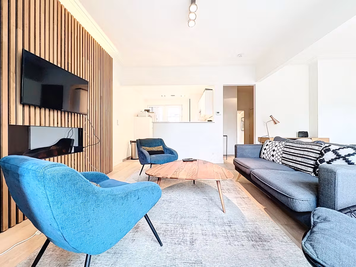 Superbe appartement 2 chambres proche Altitude 100 - 4
