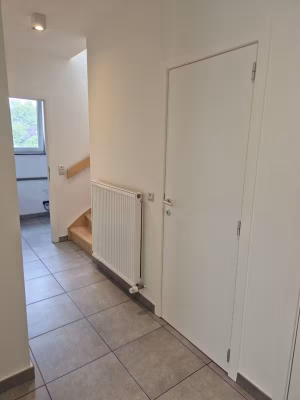 Ruim duplex appartement met zonnig terras in Oostakker - 5
