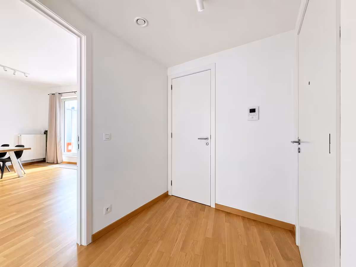 Two-bedroom apartment in Ixelles - 10