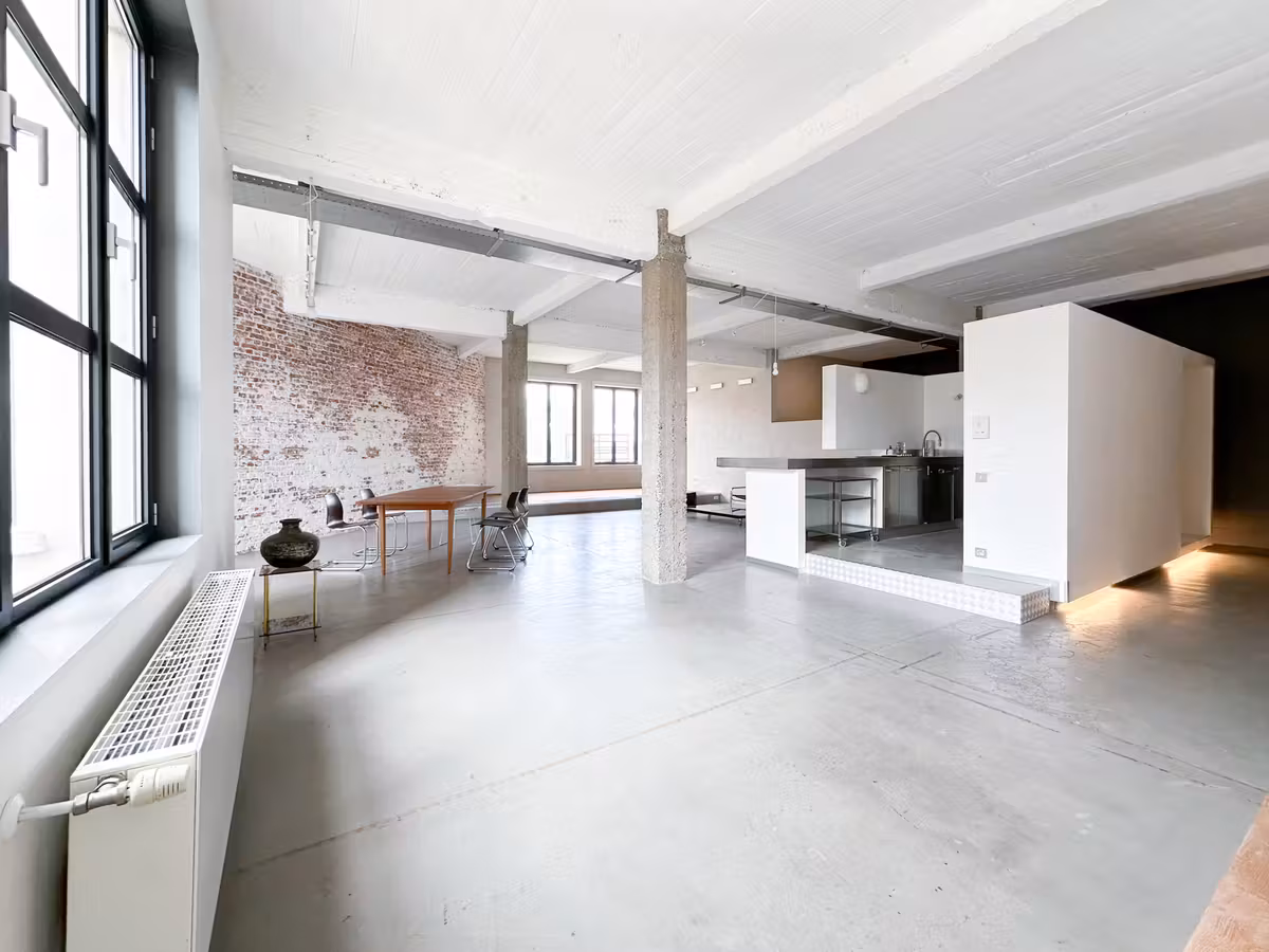 Loft with 1 bedroom, office and parking - 6
