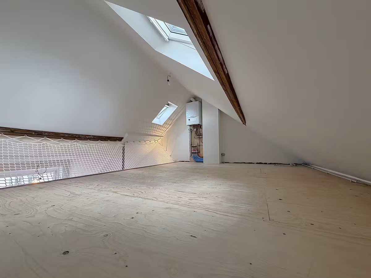 Bright triplex with terrace - 10
