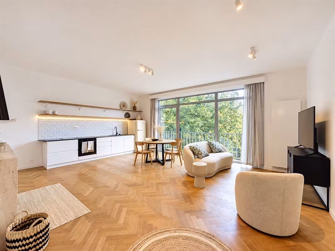 Appartement met 2 slaapkamers en balkon