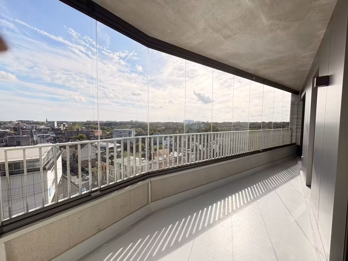 Appartement avec une chambre, bureau et terrasse - 16