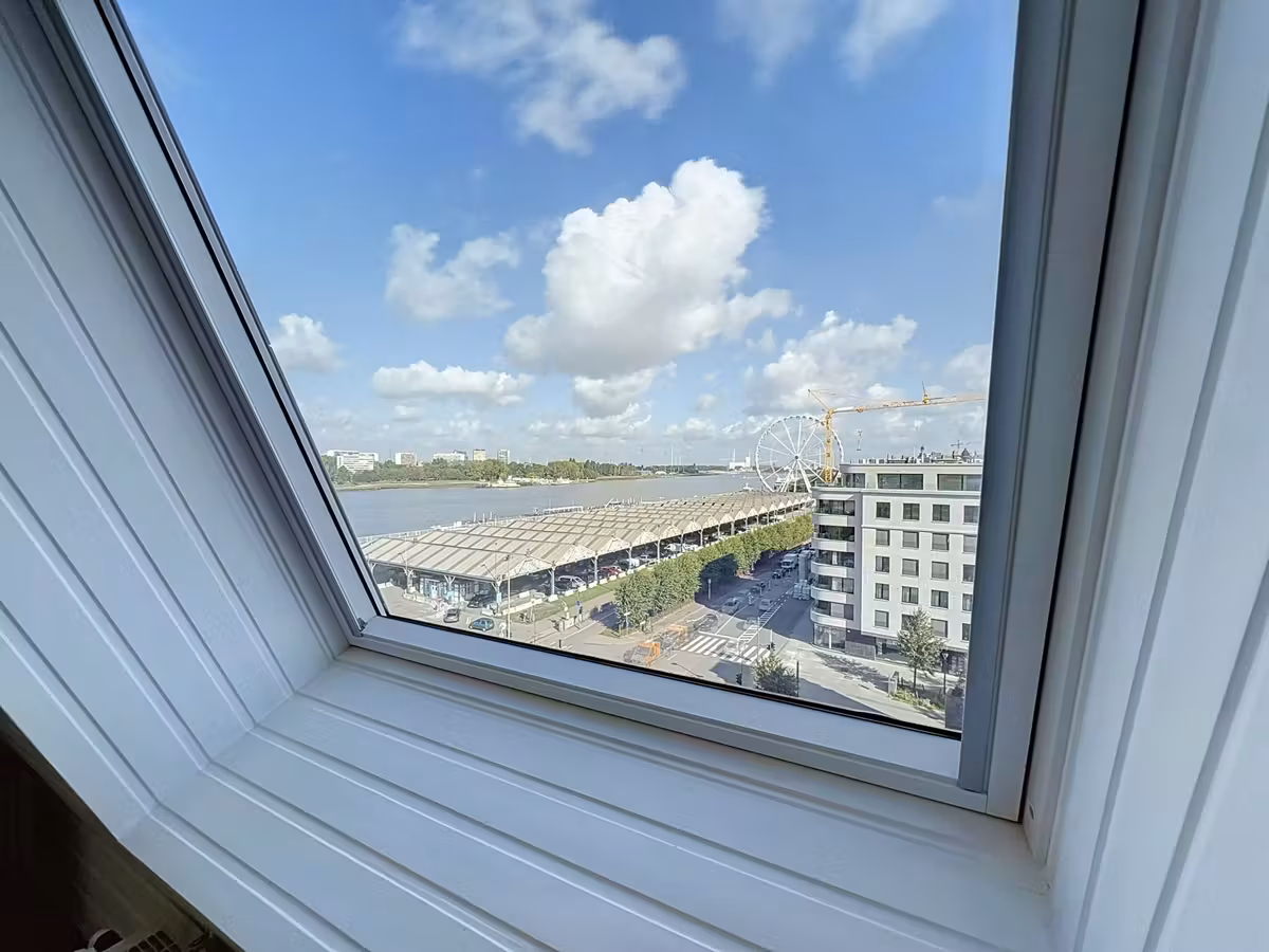 Bright triplex apartment with one bedroom - 14