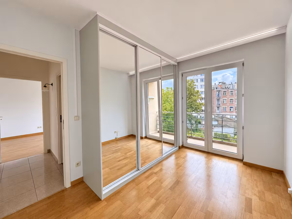 Flat in Schaerbeek with terrace - 7