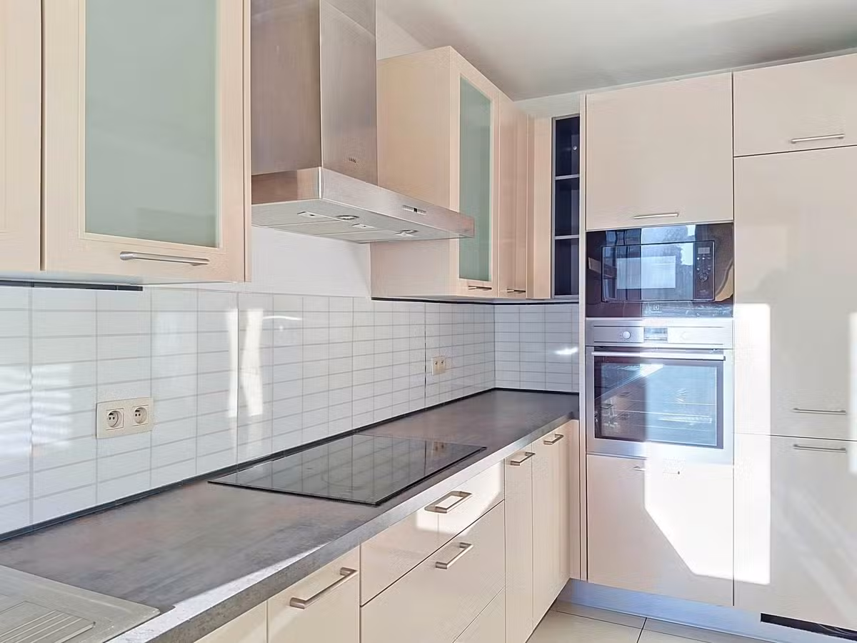 Two-bedroom apartment with terrace - 3