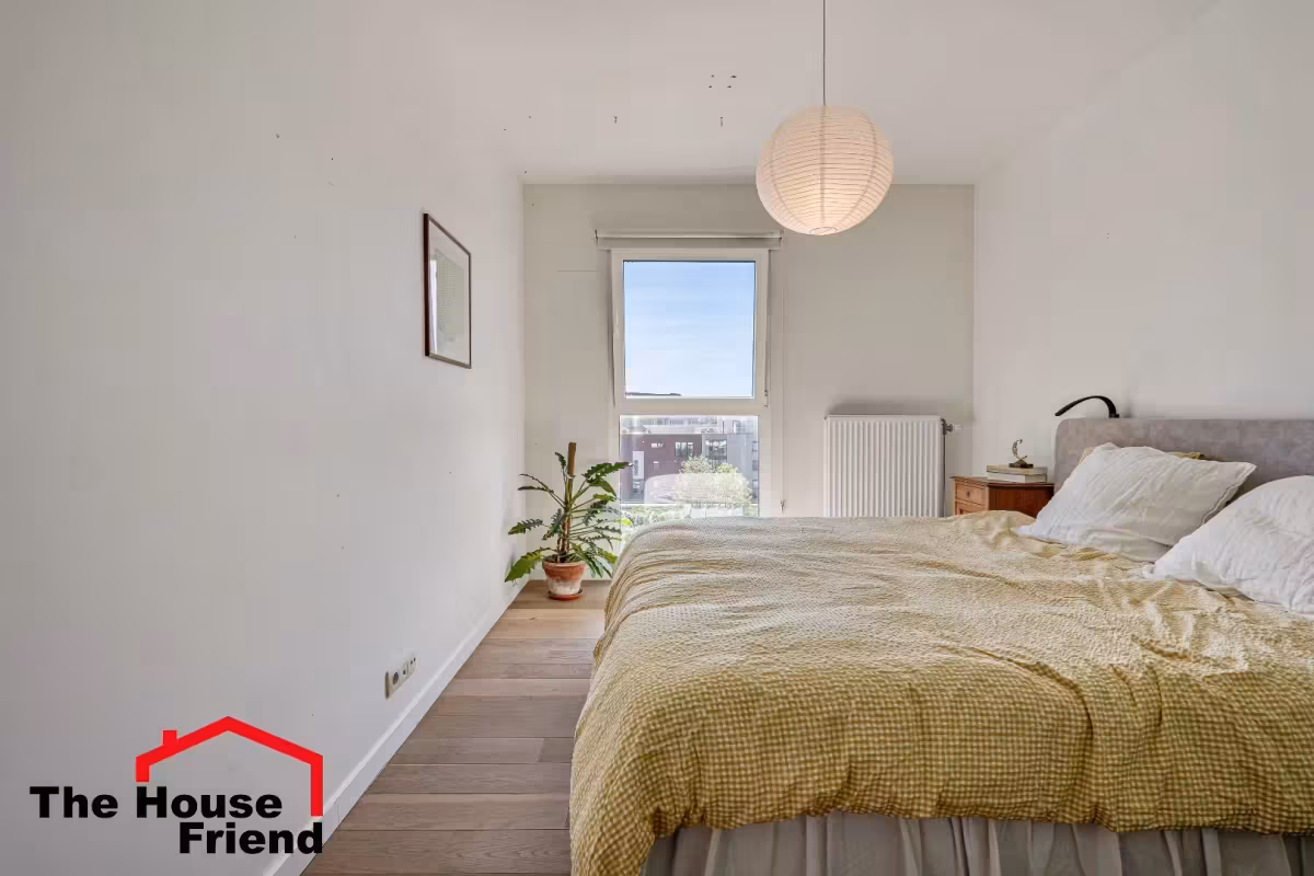 Zeer ruim penthouse met groot terras en garagebox - 13