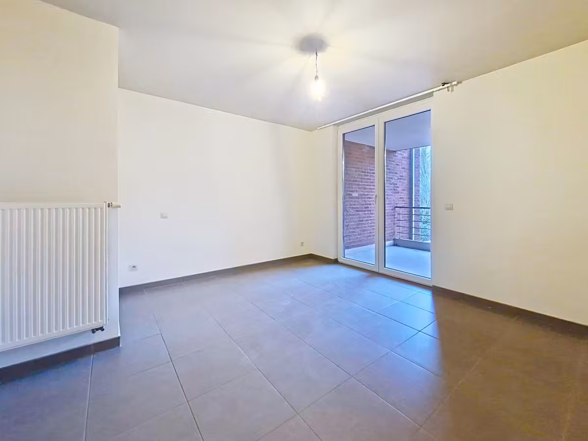 One-bedroom apartment with terrace and parking - 10