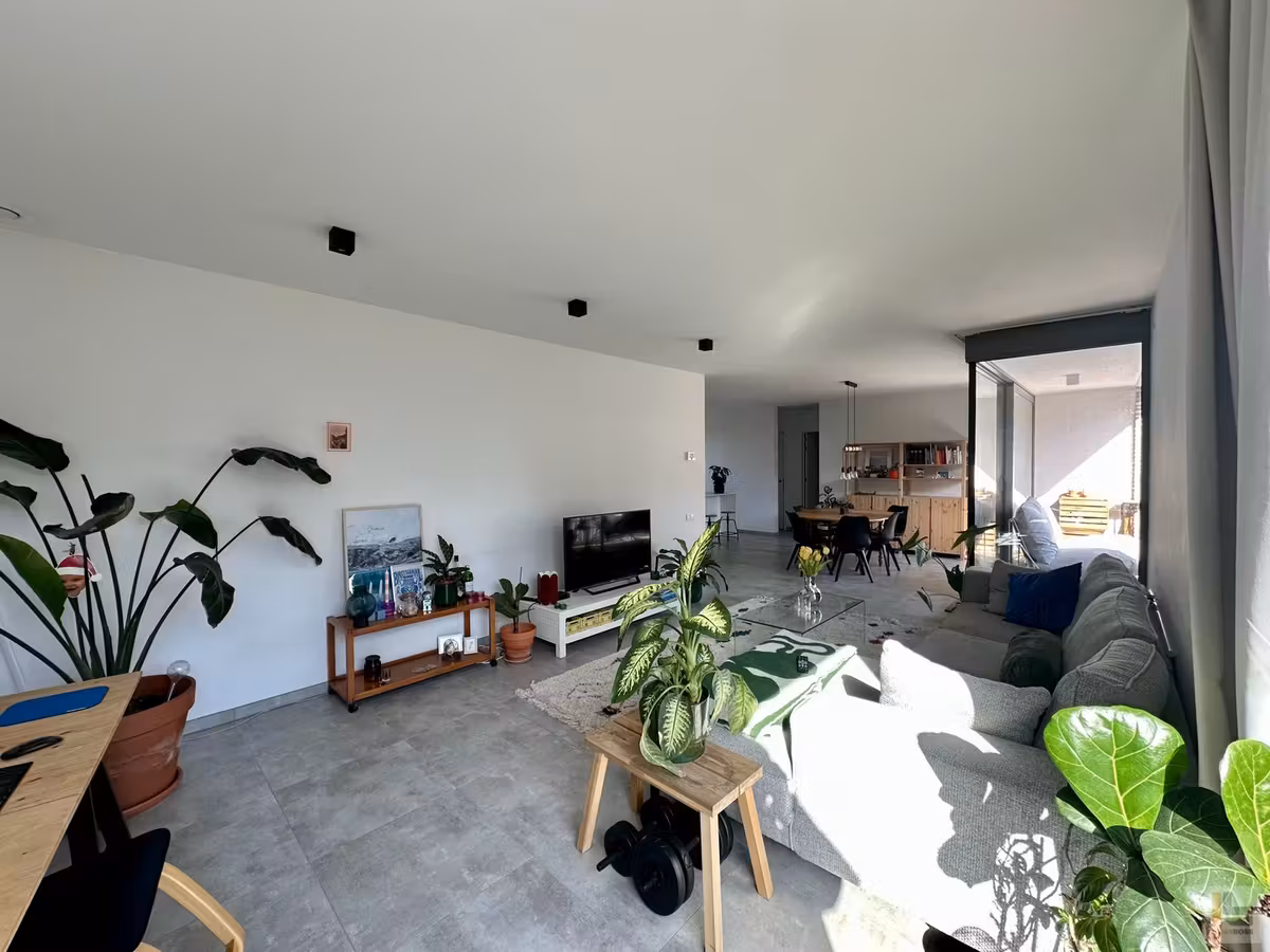 Lichtrijk 2 slaapkamer appartement met zonnig terras - 5