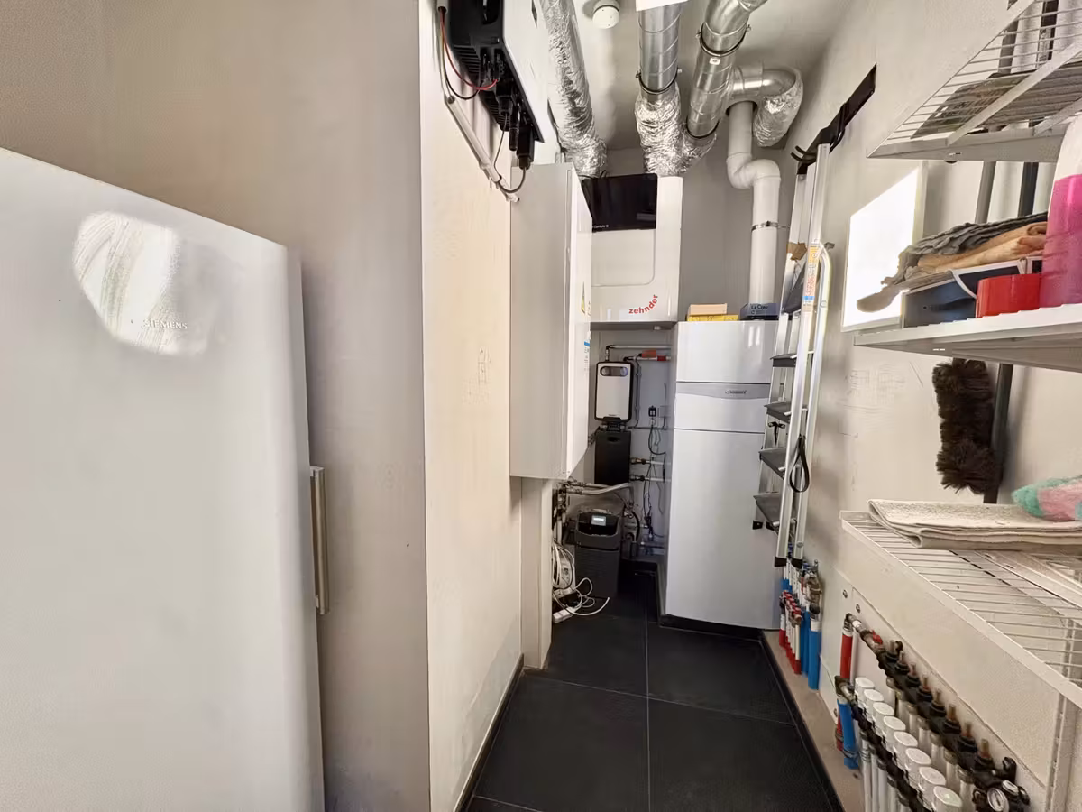 Twee-slaapkamer appartement met groot terras - 10