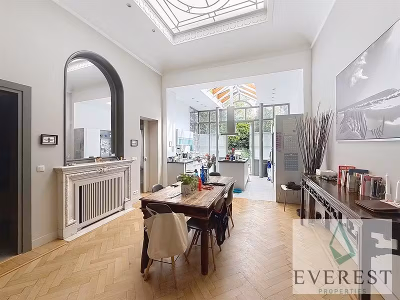 Near Place du Luxembourg, magnificent 3 bedroom apartment with terrace & garden - 15