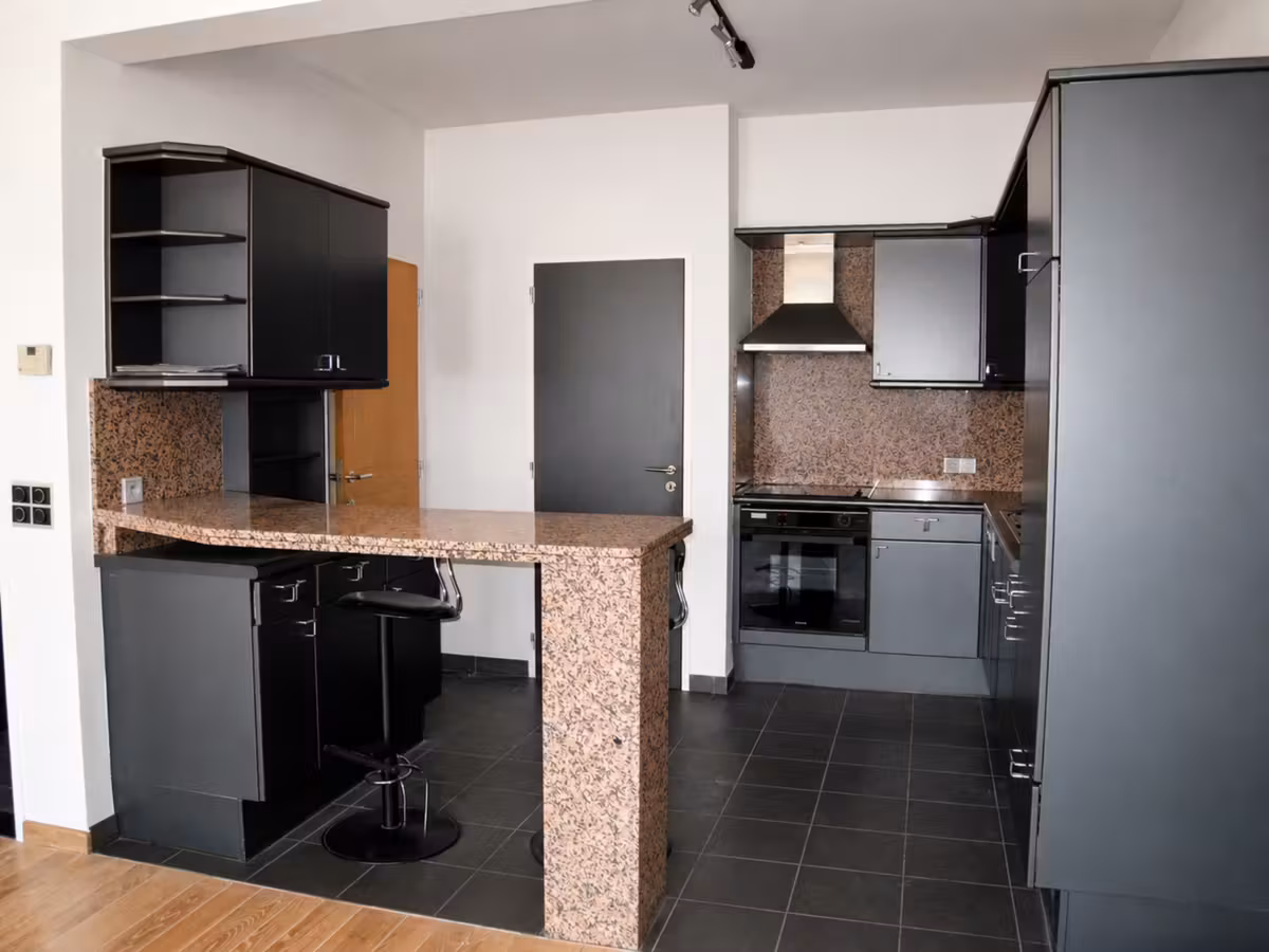 Appartement spacieux et prêt à emménager avec terrasse près du Zuid - 2