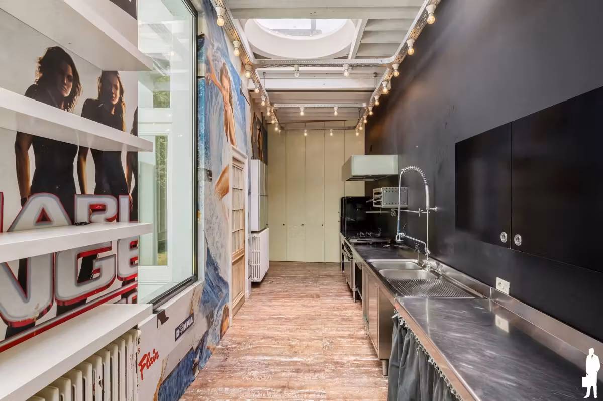Karaktervolle herenwoning met tuin in Antwerpen - 12