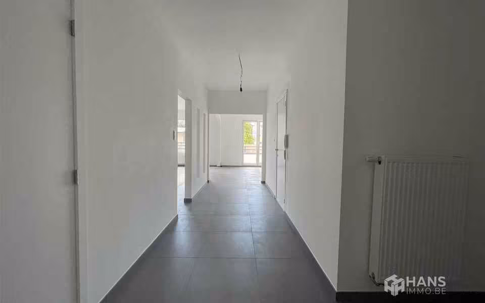 Renovated two-bedroom apartment with terraces - 24
