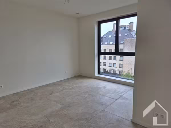 Nieuwbouw appartement op de 3de verdieping met 1 slaapkamer, terras en lift - 16