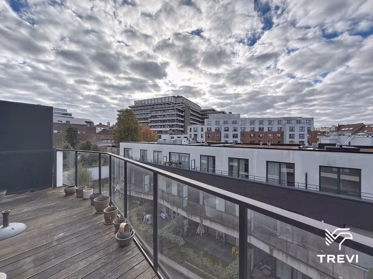 One-bedroom apartment with terrace and included parking - 10