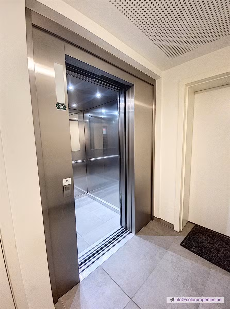 Penthouse met 3 slaapkamers en terras in Etterbeek - 16