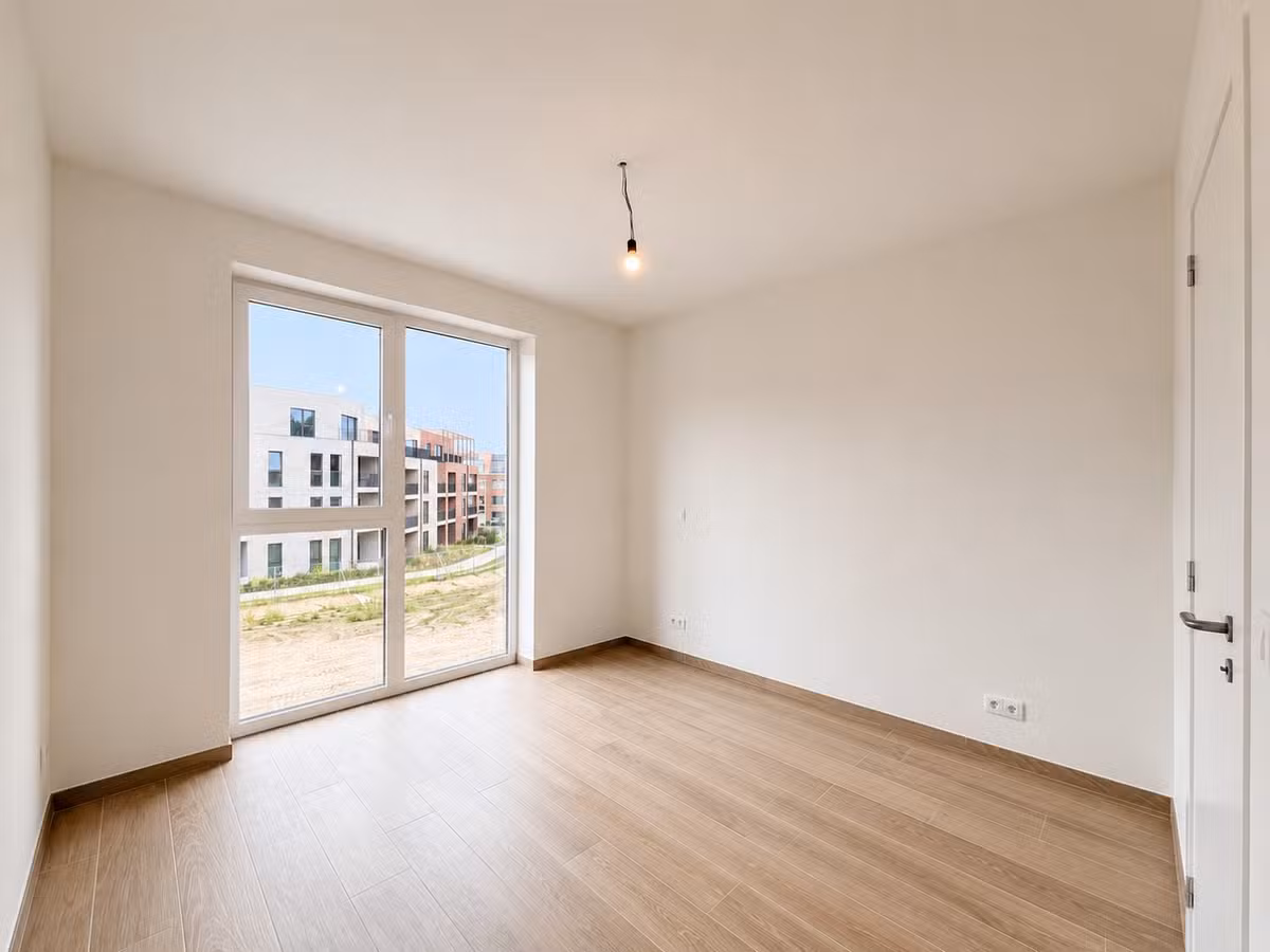 Appartement met twee slaapkamers en terras, parkeerplaats... - 10