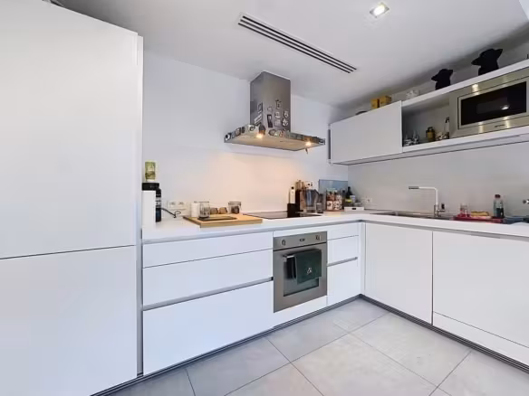Modern one-bedroom apartment in Elsene - 19