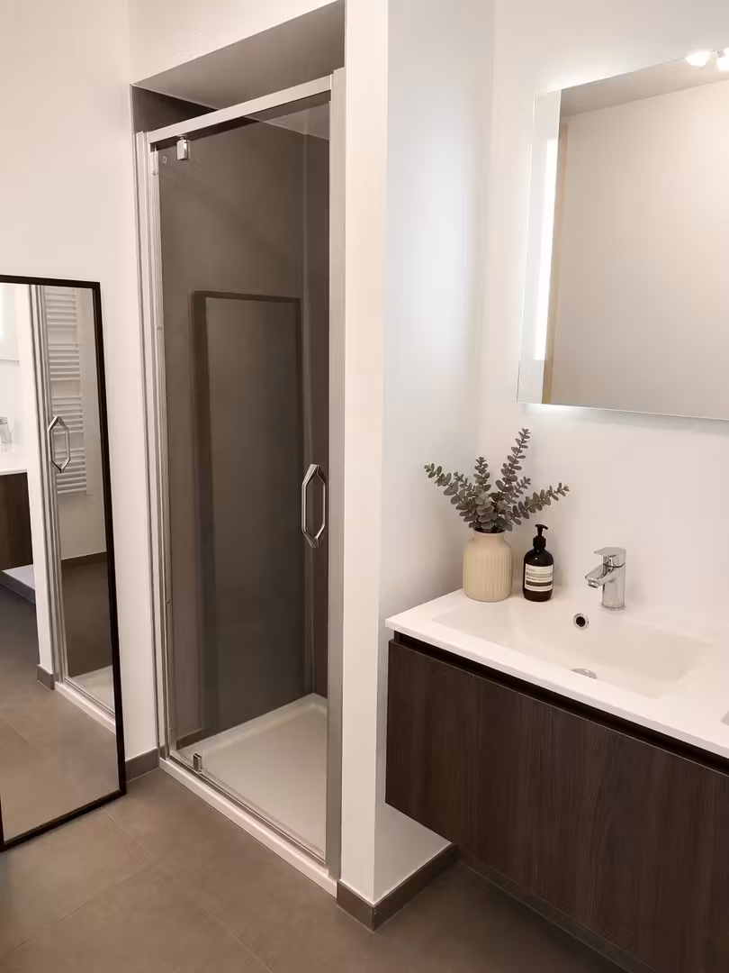 Furnished 2-bedroom apartment near Louise/Sablon - 4