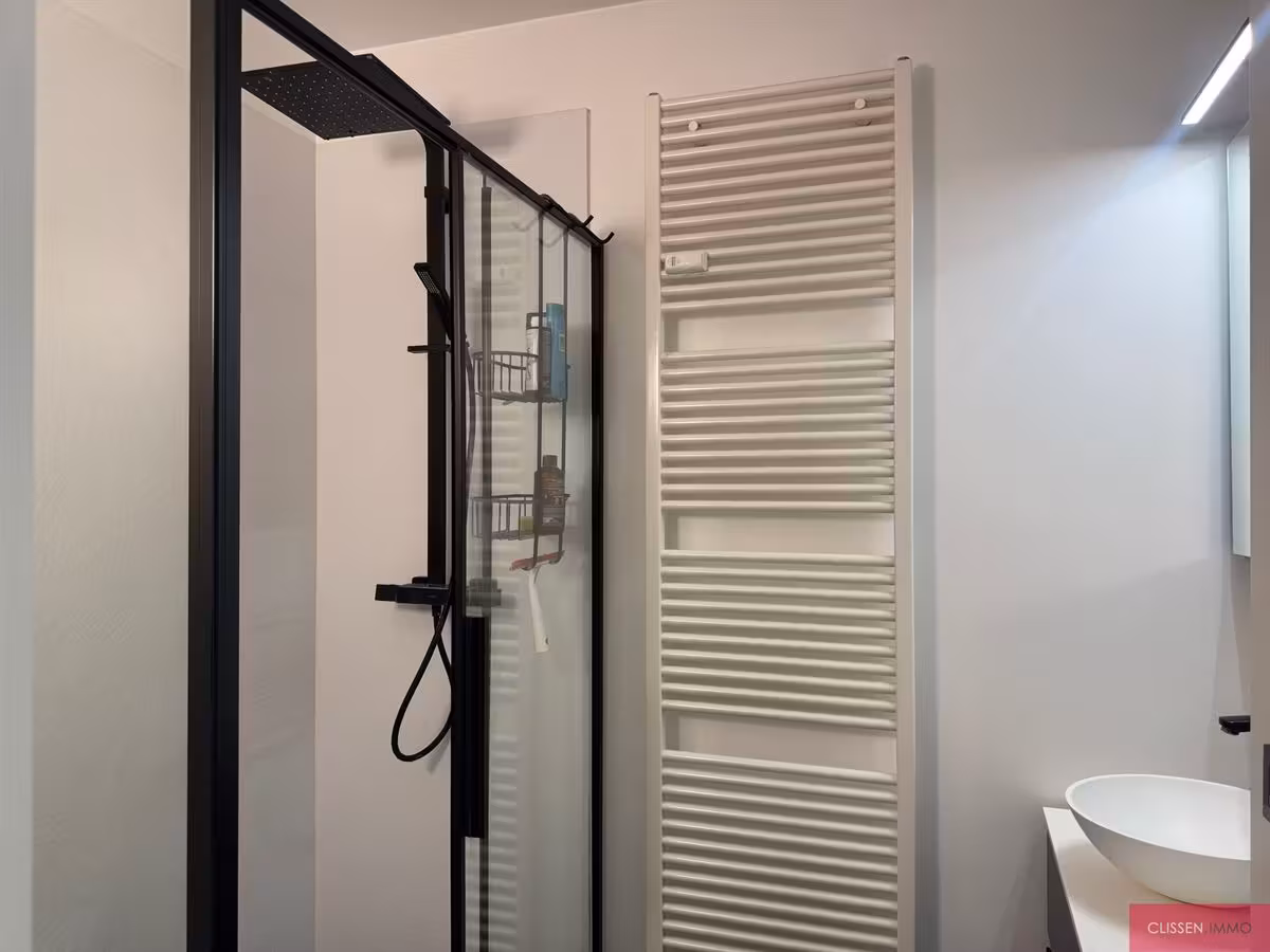 Renovated corner apartment with terrace in Deurne - 6