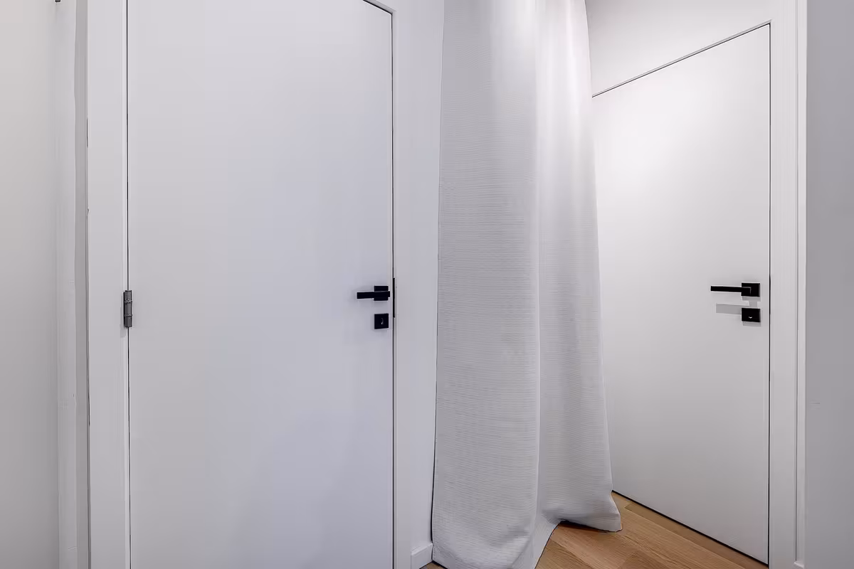 Renovated 1-bedroom apartment with large terrace - 14
