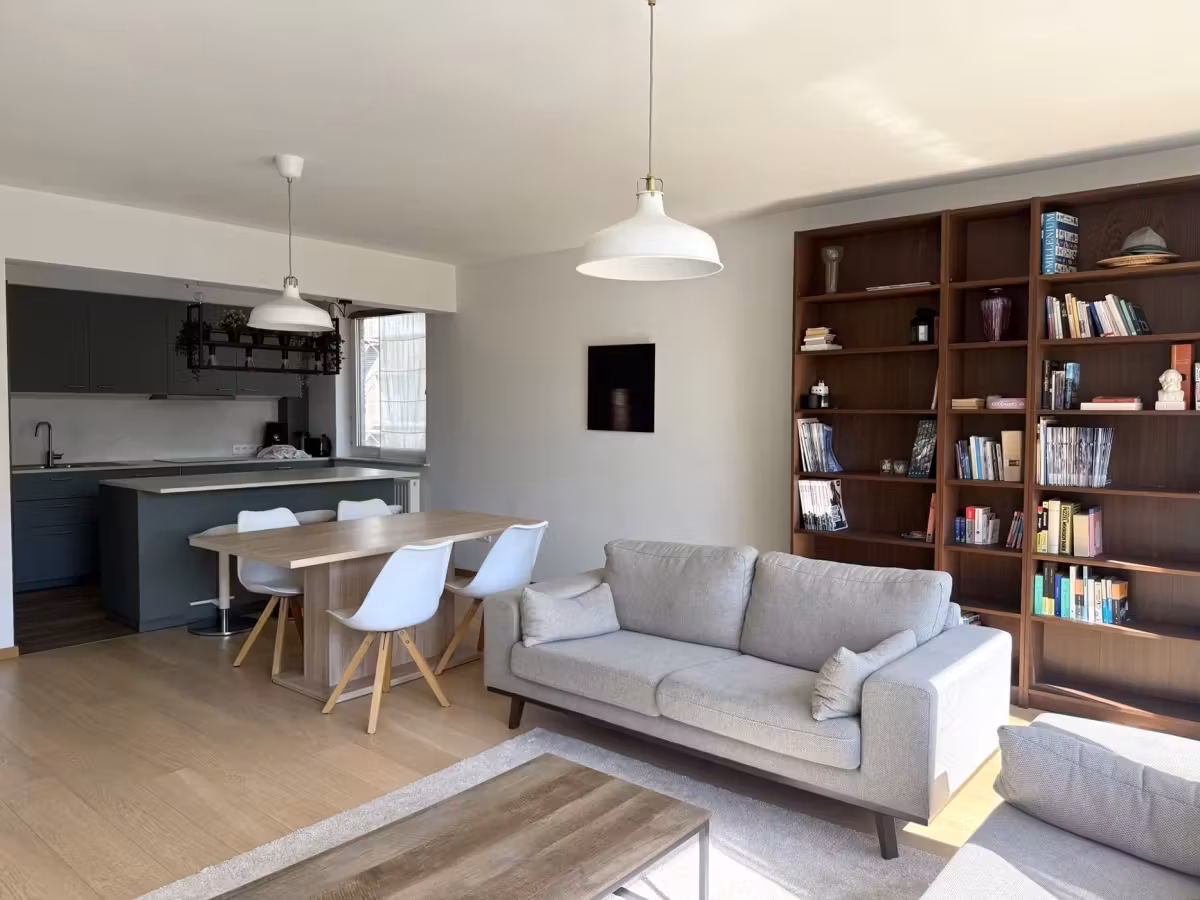 LICHTRIJK 3-SLAAPKAMERAPPARTEMENT IN ANTWERPEN