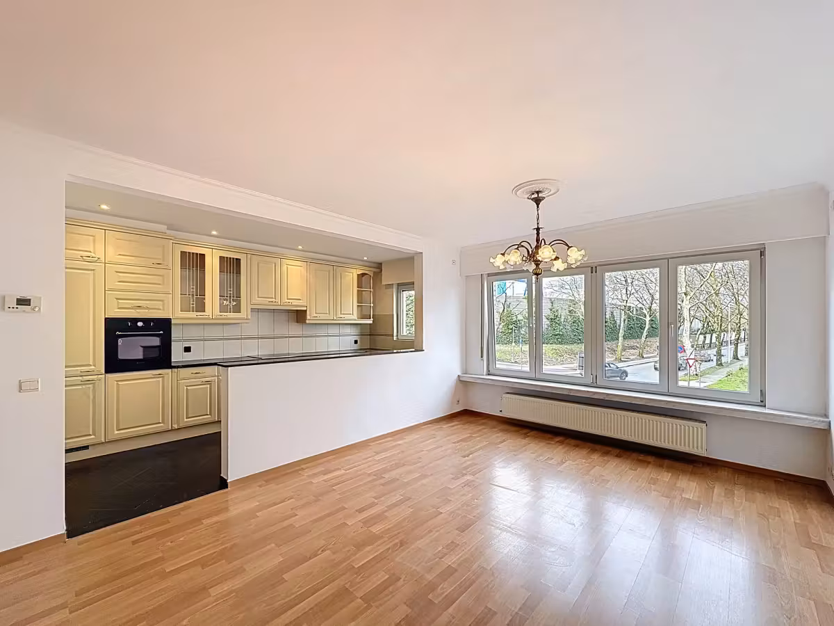 Lichtrijk appartement met twee slaapkamers te huur in Hoboken - 8