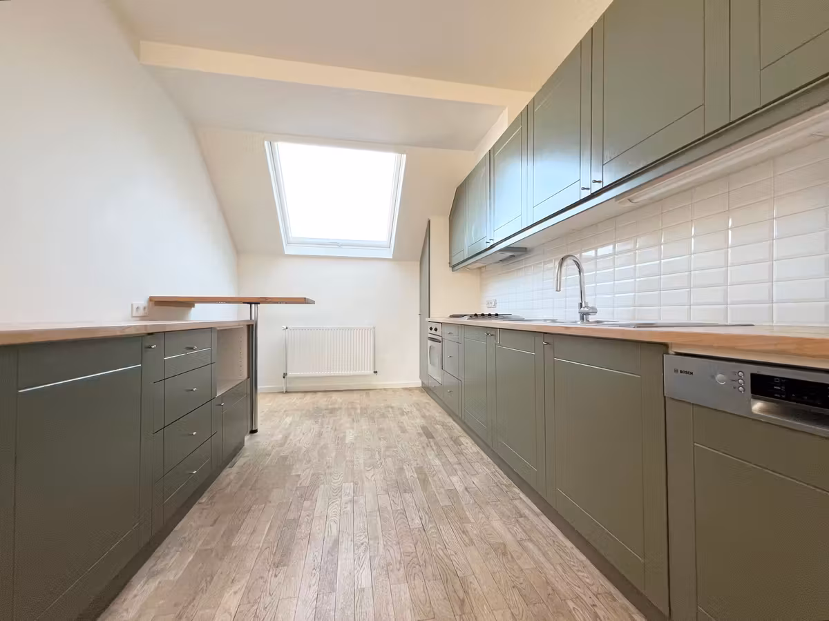 Ruim duplex appartement nabij Parvis Saint-Gilles - 3