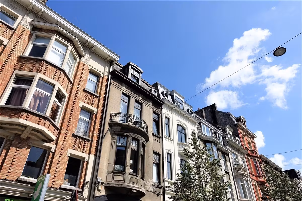 Gerenoveerd duplexappartement aan station te huur in Gent - 2