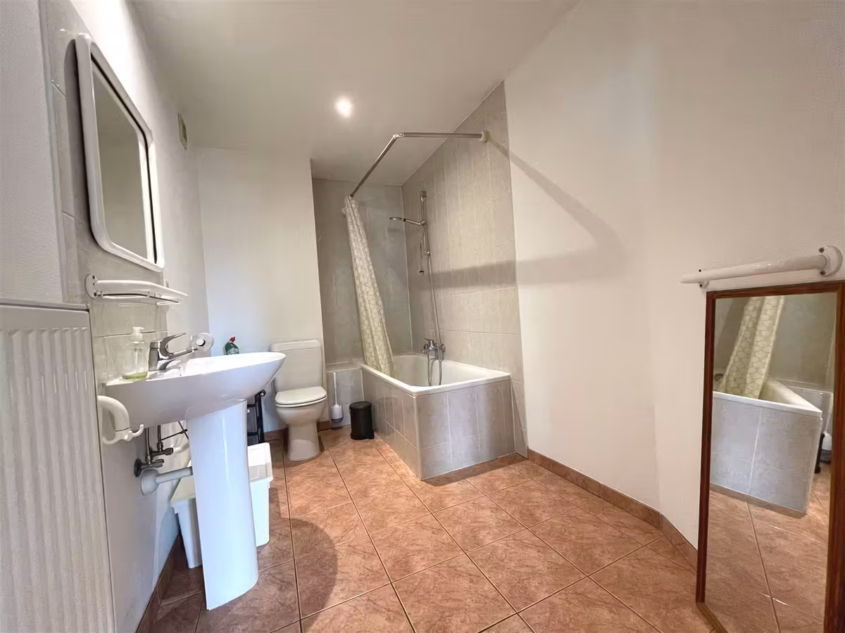 Furnished studio near Schuman - 9