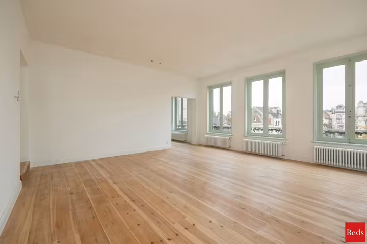 High-end duplex in hart van Antwerpen met iconisch uitzicht - 5