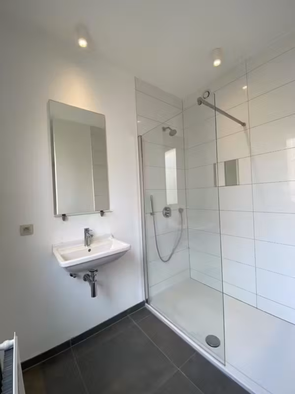 Recent gerenoveerd appartement in 2020 Antwerpen - 9
