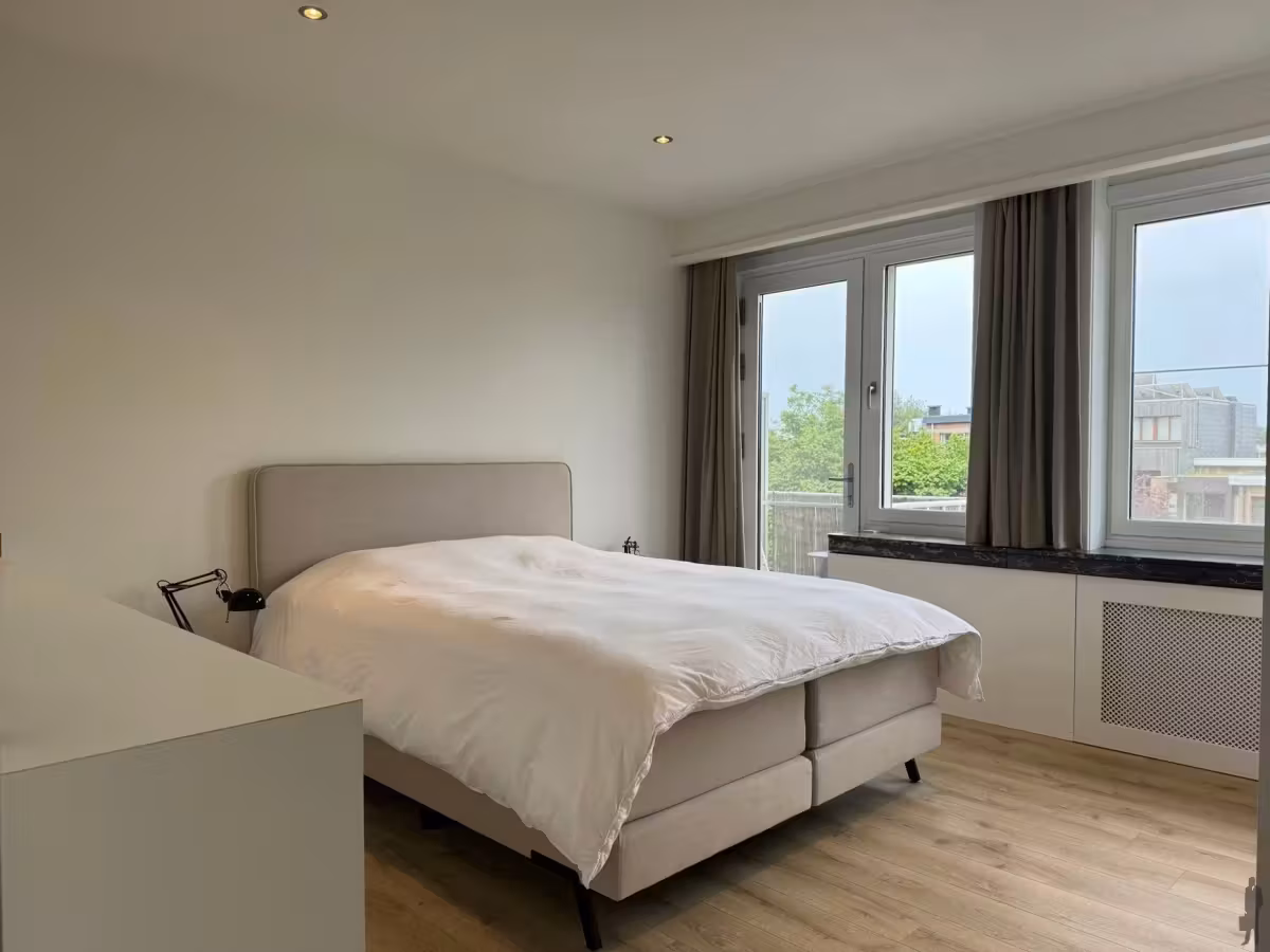Bright 1-bedroom apartment with terrace and garage in Wilrijk - 4