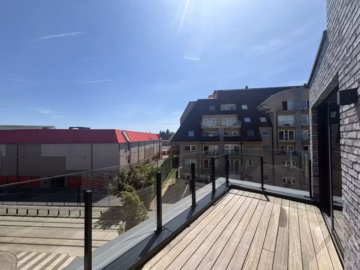 Well-located 2-bedroom apartment with parking space in Ghent - 7
