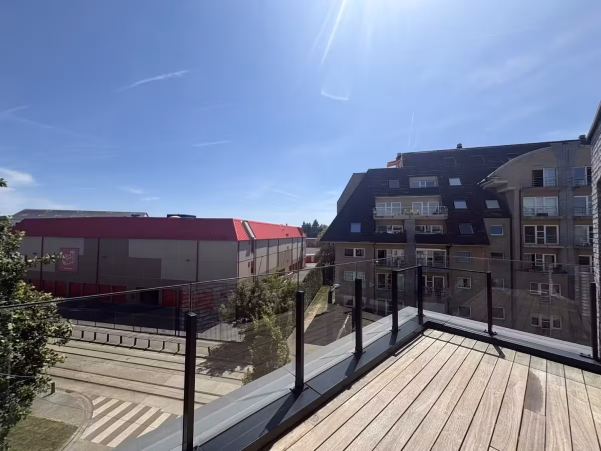 Well-located 2-bedroom apartment with parking space in Ghent - 6
