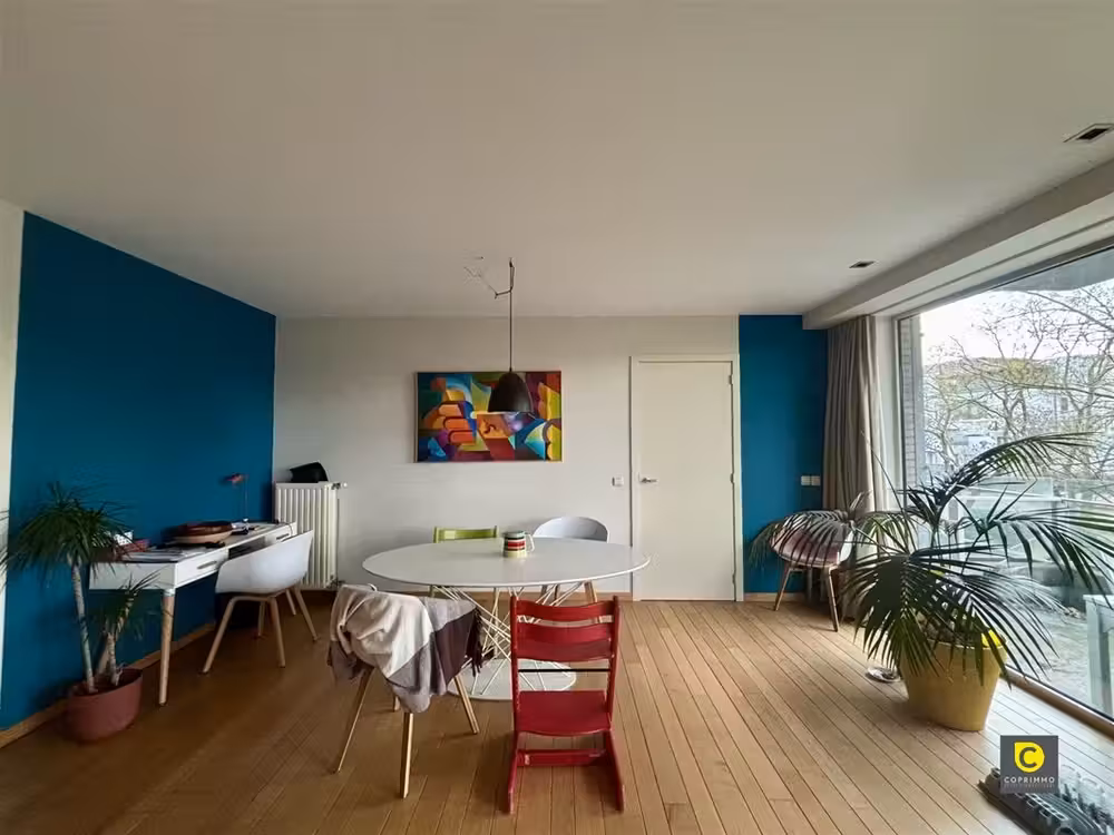 Ruim en lichtrijk 2-slaapkamerappartement met zonnig terras - 10