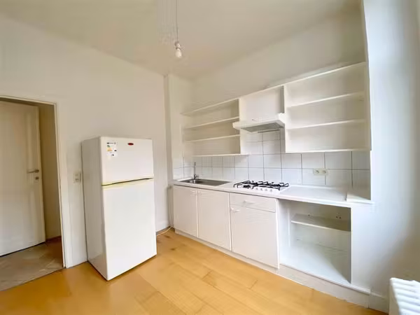 Appartement tussen Molière en Place Albert - 4