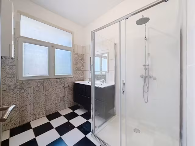 Appartement met terras en tuin in Laeken - 3