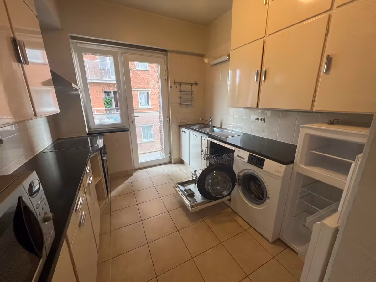 Ruim appartement met 3 slaapkamers in Ukkel - 3