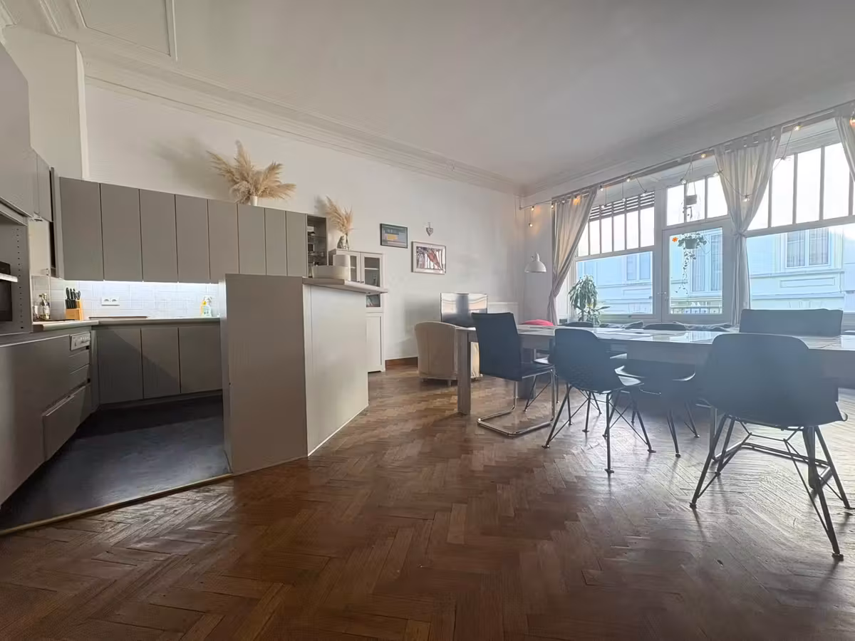 Ruime woning met zonnig terras nabij Gent-Sint-Pieters - 6