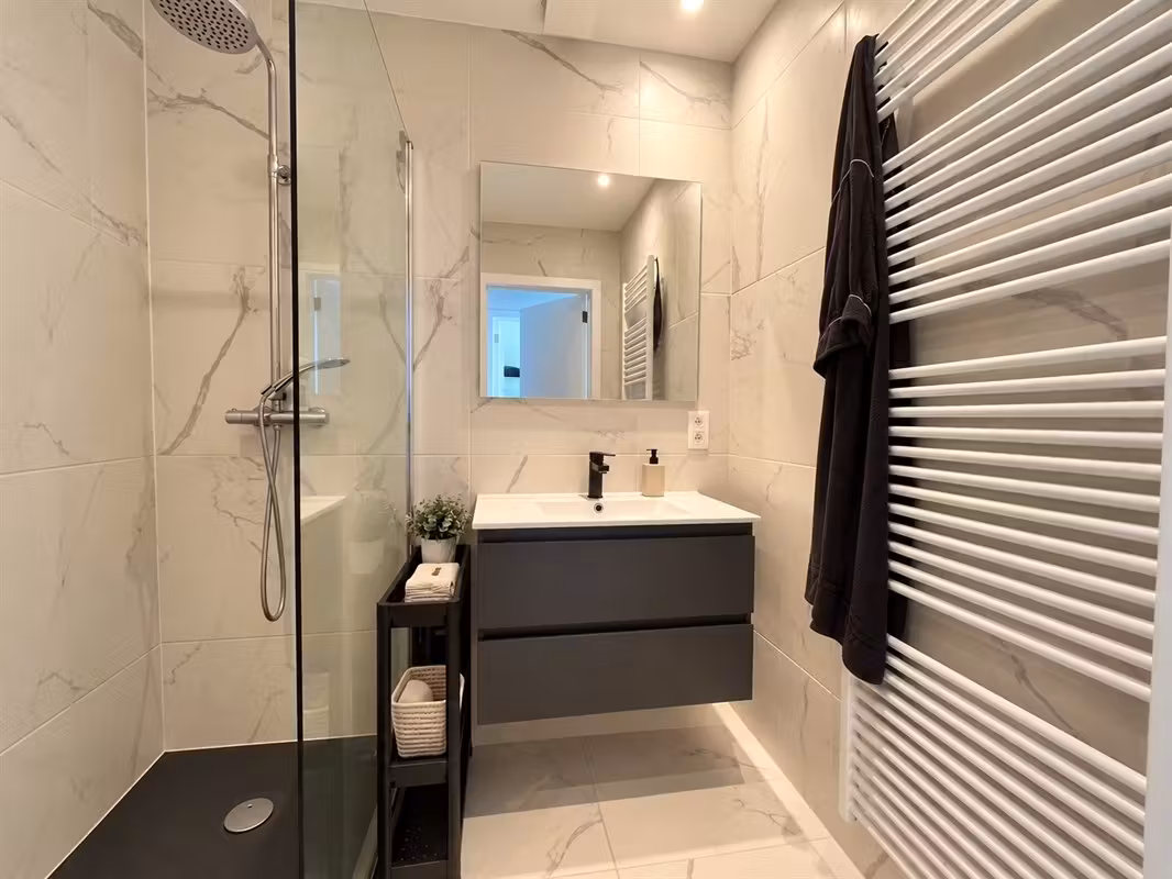 Appartement avec 2 chambres à coucher et petite terrasse - 6