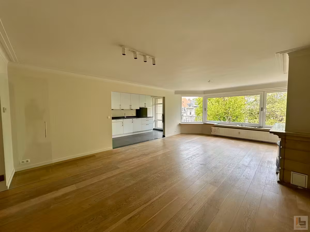 Ruim 2 slaapkamer appartement met prachtig zicht - 4