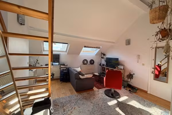 Two-bedroom duplex in Ixelles - 13