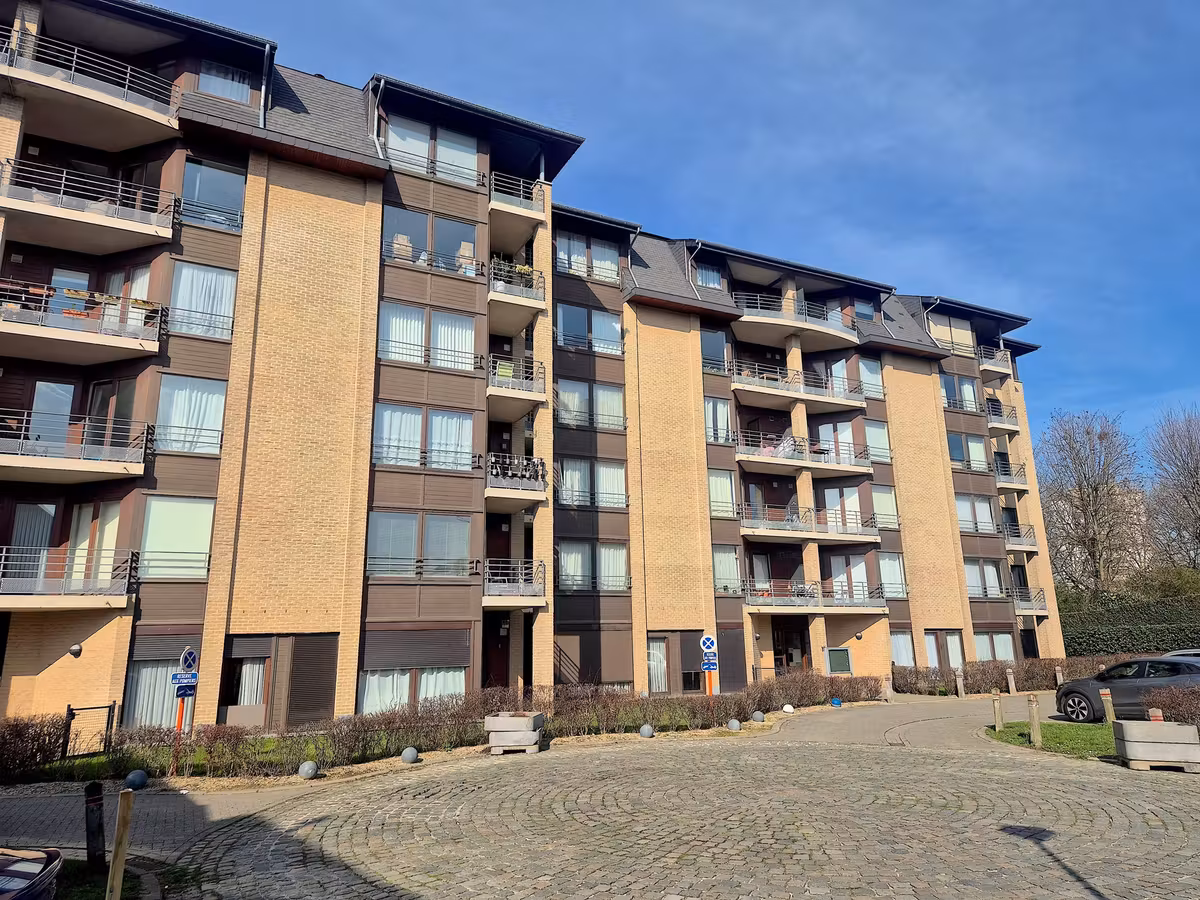 Gerenoveerd gemeubileerd appartement in Evere - 14