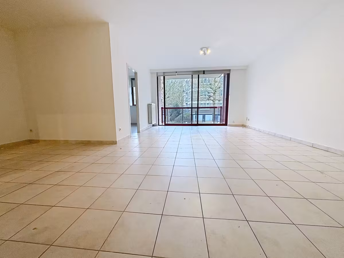 Appartement met 2 slaapkamers en zonnig terras in Laken - 12